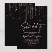 Invitation Élégant Rose Gold Sparkling Elle l'a fait Graduati (Devant / Derrière)