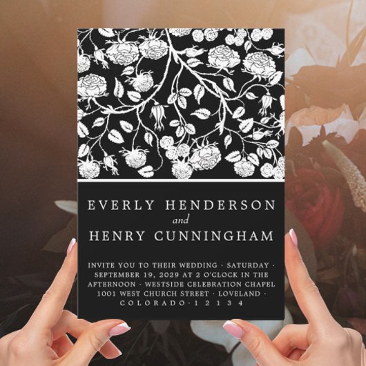 Invitation Elégant Roses Noir & Blanc Mariage Floral