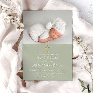 Invitation Elégant Sage Green Croix religieuse Photo Baptême