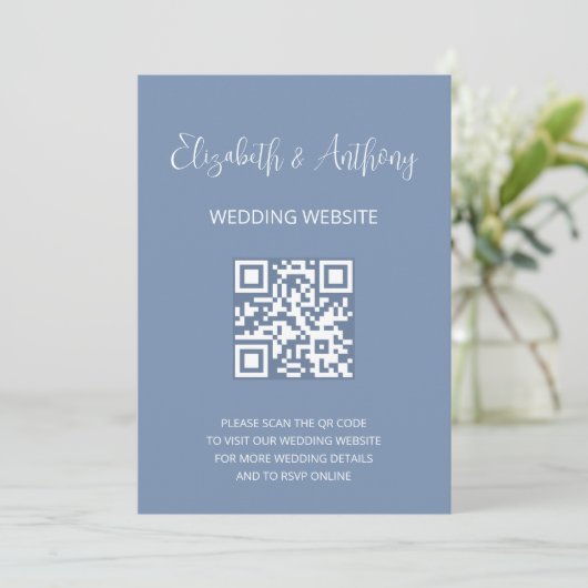 Invitation Élégant script bleu foncé | QR Code Mariage RSVP (Debout devant)