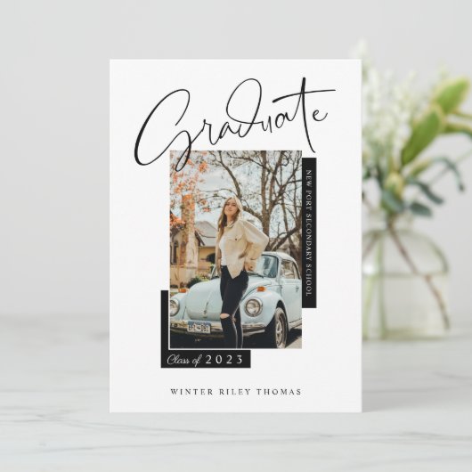 Invitation Élégant Script de fin d'études superposition photo (Debout devant)