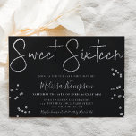 Invitation Élégant script de parties scintillant argent noir<br><div class="desc">Un script de parties scintillant argenté chic,  moderne et élégant typographie Sweet sixteen invitation anniversaire avec parties scintillant scintillant confetti sur le noir éditable et un arrière - plan argent glittery à l'arrière. Un sweet sixteen luxueux et élégant.</div>