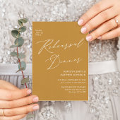 Invitation Élégant Script Honey Gold Rehearsal Dîner QR