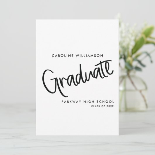 Invitation Élégant script noir & blanc Graduation (Debout devant)