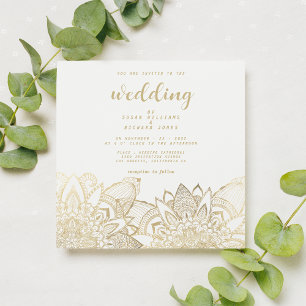 Invitation Élégant script or blanc mariage de mandala floral