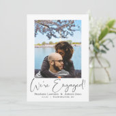 Invitation Élégant Script Photo Engagement Party (Debout devant)