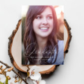 Invitation Élégant Script Photo Graduation Party Blanc