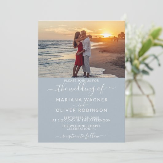 Invitation Élégant script photo Mariage gris clair (Debout devant)