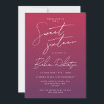 Invitation Élégant Sweet sixteen de script Ombre violet<br><div class="desc">Votre fille va adorer cette élégante invitation de fête d'anniversaire de Jessica Amber. Cette carte mignonne présente une palette de couleurs magenta et violet. Une police de script girly vous indique qu'il s'agit d'un sweet sixteen, et vous pouvez modifier le texte pour le nom de la personne d'anniversaire, ainsi que...</div>