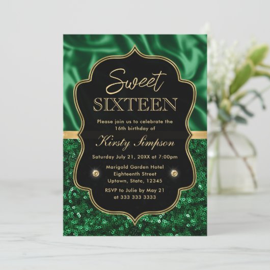 Invitation Elégant Vert Satin & Parties scintillant Or Frame  (Debout devant)