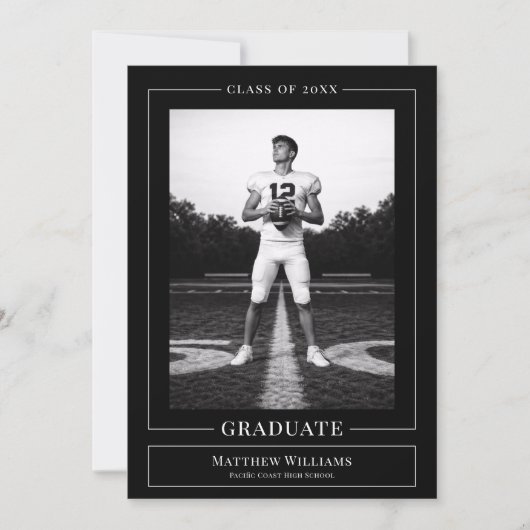 Invitation Elegant White & Black Graduate Announcement (Devant)