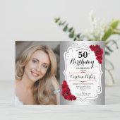 Invitation Elégante Argent Blanc Roses Rouges Photo 50e anniv (Debout devant)