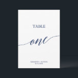 Invitation Élégante calligraphie de la marine Tableau 1 Numér<br><div class="desc">Cet élégant tableau de calligraphie marine un numéro de table est parfait pour un mariage simple. Le design neutre présente une carte minimaliste décorée de typographie romantique et fantaisiste. La carte s'imprime à l'avant et à l'arrière (double face). Les autres numéros de tableau de la collection sont vendus séparément.</div>