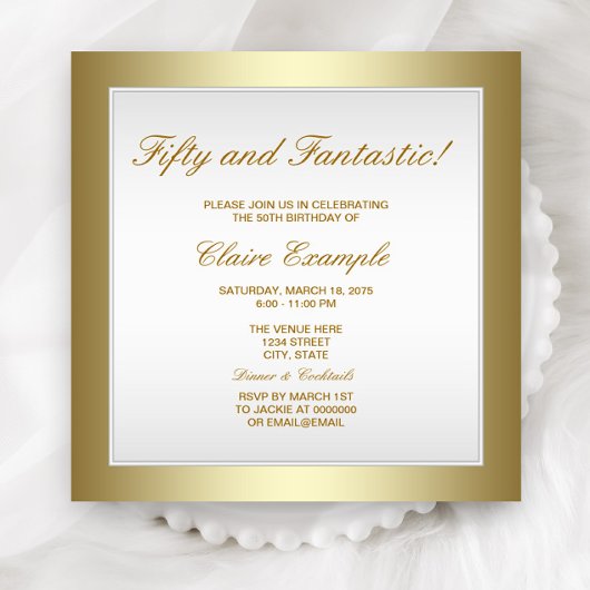 Invitation élégante d'anniversaire en or blanc
