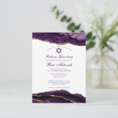 Invitation élégante de fête de Bat Mitzvah violet  (Debout devant)