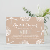 Invitation Elégante Fête des mariées de coquillages de plage  (Debout devant)