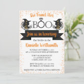 Invitation Élégante Fête des mariées de sorcière Halloween Sp (Debout devant)