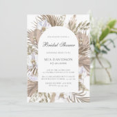 Invitation Élégante Fête des mariées en arc fleuri rose de Bo (Debout devant)