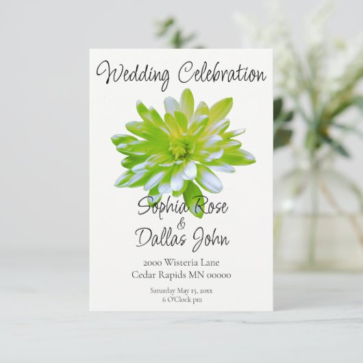 Invitation Élégante fleur florale verte douce et légère (Debout devant)