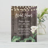 Invitation Elégante Lily Flower Rustic Grange Fête des mariée (Debout devant)