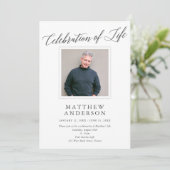 Invitation Élégante photo commémorative Célébration de la vie (Debout devant)