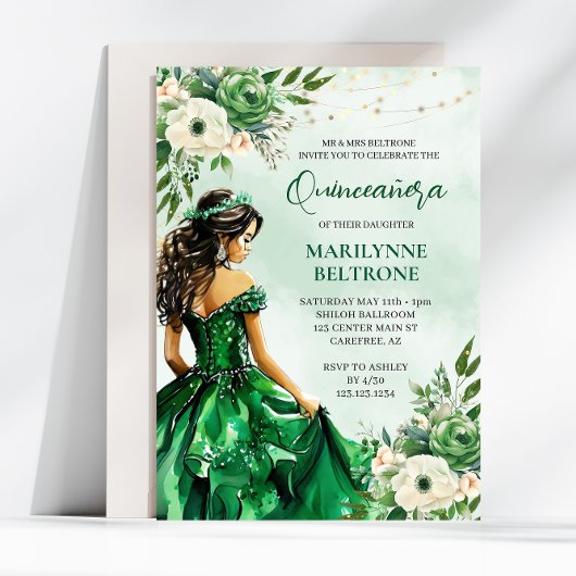 Invitation Élégante princesse florale verte Quinceañera