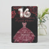 Invitation Élégante Robe Chic Rouge Roses Douce 16 Partie (Debout devant)