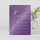 Invitation Élégante Soirée d'Halloween violet araignée Web (Debout devant)