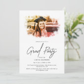 Invitation Élégante superposition photo Script Grad Party (Debout devant)