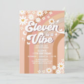 Invitation ELEVEN est un Vibe Rainbow Hippie 70's Birthday (Debout devant)