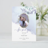 Invitation Elle a dit Oui Oval floral Sauvez la date (Debout devant)