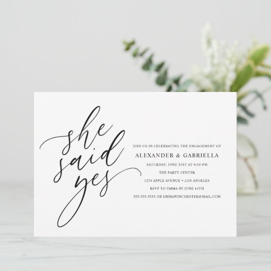 Invitation Elle A Dit Oui Partie D'Engagement De Script Noir (Debout devant)