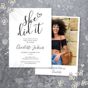 Invitation Elle a Réussi Script Coeur Photo Fête de Remise de