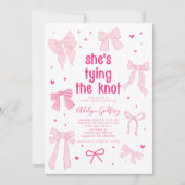 Invitation Elle est en train de nouer la Fête des mariées de (Devant)