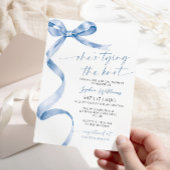 Invitation Elle est en train de nouer la Fête des mariées de 