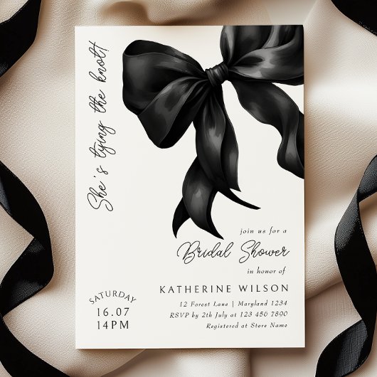 Invitation Elle est en train de nouer la Fête des mariées du