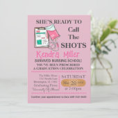 Invitation Elle est prête à appeler les chaussures (Debout devant)