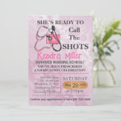 Invitation Elle est prête à appeler les chaussures (Debout devant)