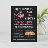 Invitation Elle est prête à appeler les chaussures (Debout devant)