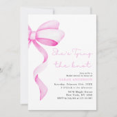 Invitation Elle est Tying the Knot Fête des mariées arc rose (Devant)