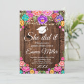 Invitation Elle L'A Fait, La Fête Mexicaine De La Diplôme (Debout devant)