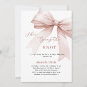 Invitation Elle noue la Fête des mariées arc-noeud (Devant)