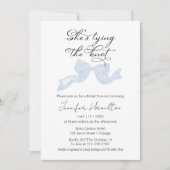 Invitation Elle noue le noeud | Fête des mariées Bleue Bow (Devant)