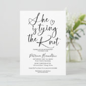 Invitation Elle Tient La Fête des mariées Du noeud (Debout devant)