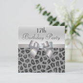 Invitation Empreinte de léopard, Imprimé Bow & Diamond 17e an (Debout devant)