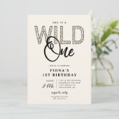 Invitation Empreinte de léopard Wild One Birthday (Debout devant)