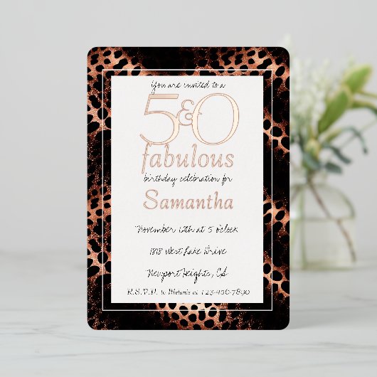 Invitation En Aluminium 50 ans et Fabuleux Glam Rose Or Léopard Anniversai (Debout devant)