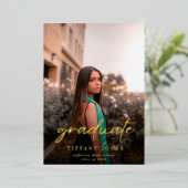 Invitation En Aluminium Annonce de diplôme 2 Photos Script Moderne (Debout devant)