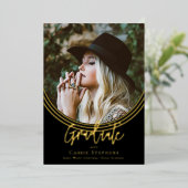 Invitation En Aluminium Arc Inverti - Script tendance - Photo Graduate (Debout devant)