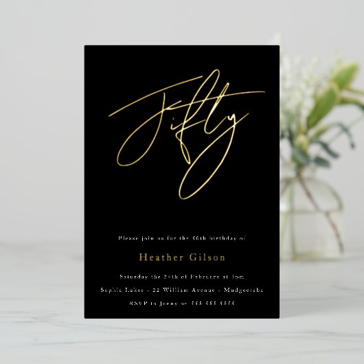 Invitation En Aluminium Black & Gold Foil Script 50e fête d'anniversaire (Debout devant)